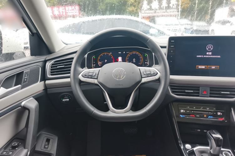 Used Volkswagen Tayron 2023 300TSI Two-Wheel-Drive Luxury Plus Advanced Edition Steering Wheel