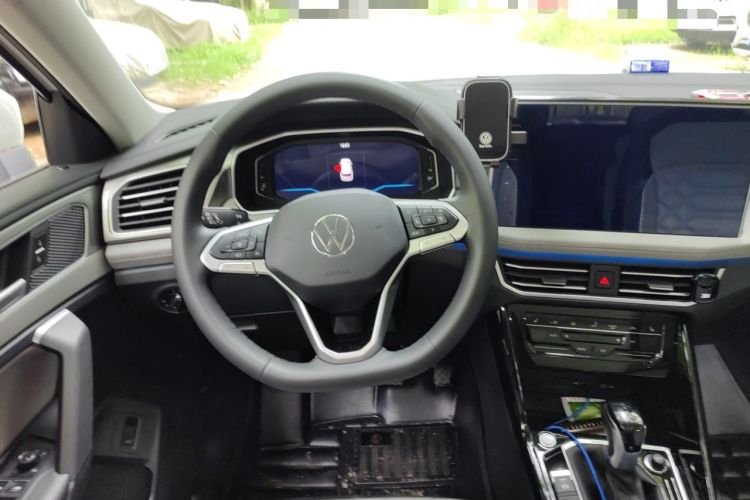 Used Volkswagen Tayron 2023 380TSI Four-Wheel Drive R-Line High-Energy Version Steering Wheel