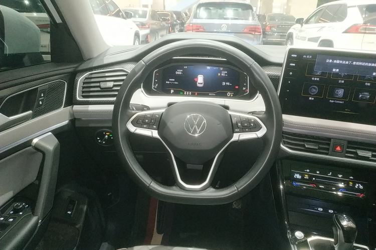 Used Volkswagen Tayron 2023 330TSI Two-Wheel-Drive Luxury Plus Advanced Version Steering Wheel