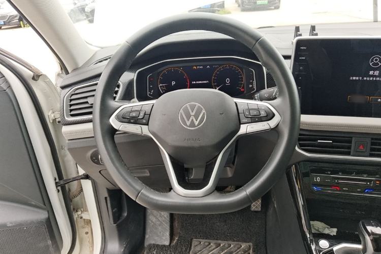 Used Volkswagen Tayron 2023 300TSI Two-Wheel-Drive Luxury Plus Advanced Edition Steering Wheel