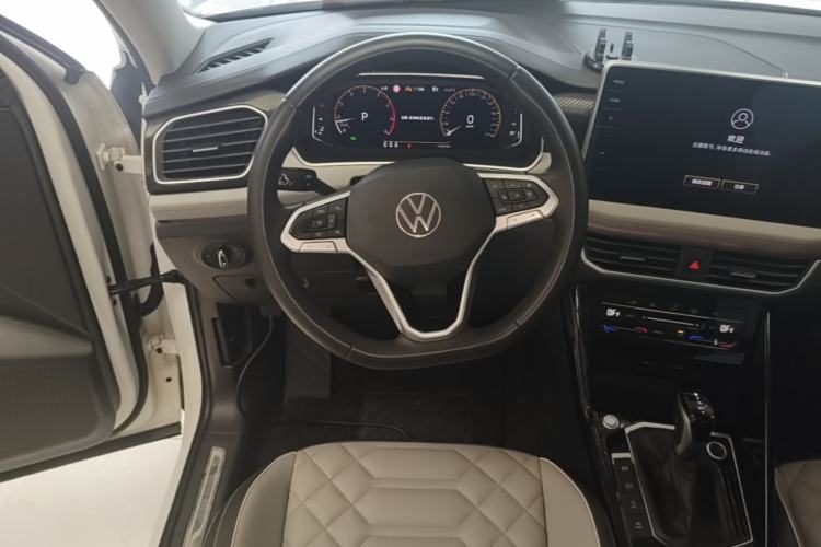 Used Volkswagen Tayron 2023 300TSI Two-Wheel-Drive Luxury Plus Advanced Edition Steering Wheel