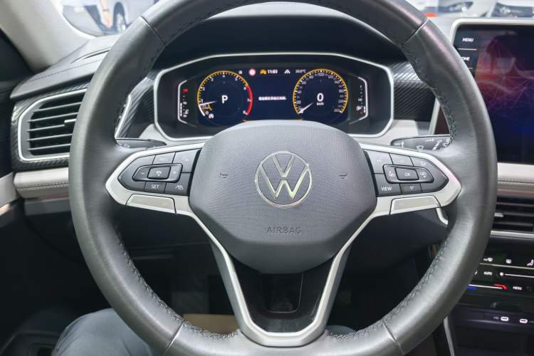 Used Volkswagen Tayron 2023 300TSI Two-Wheel-Drive Luxury Plus Advanced Edition Steering Wheel