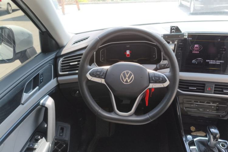 Used Volkswagen Tayron 2023 280TSI Two-Wheel-Drive Luxury Plus Advanced Version Steering Wheel