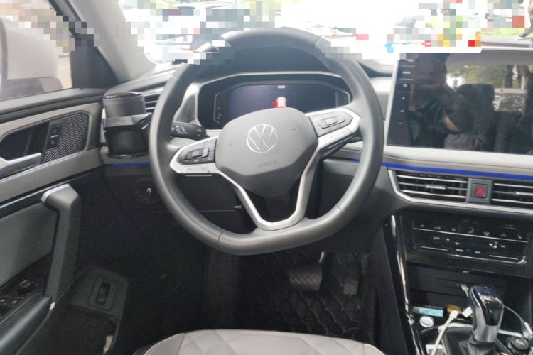 Used Volkswagen Tayron 2023 380TSI Four-Wheel Drive R-Line High-Energy Version Steering Wheel