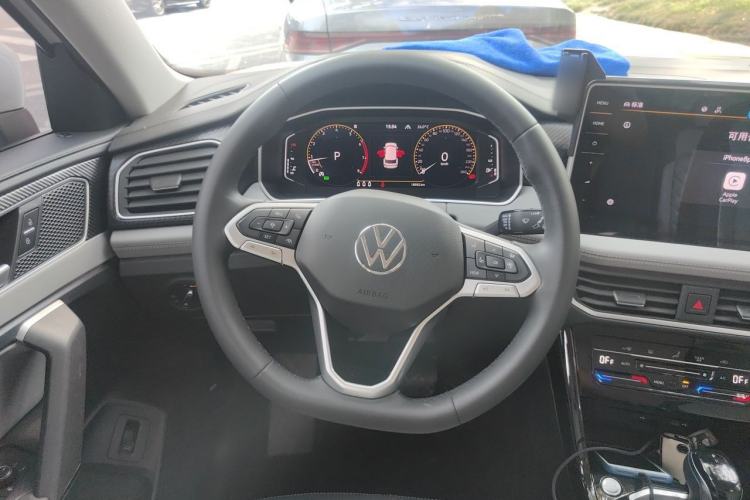 Used Volkswagen Tayron 2023 330TSI Two-Wheel-Drive Luxury Plus Advanced Version Steering Wheel