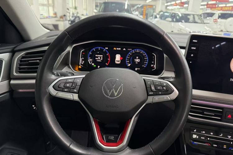 Used Volkswagen Tayron 2023 Revised Version 380TSI All-Wheel Drive R-Line High-Energy Edition Steering Wheel