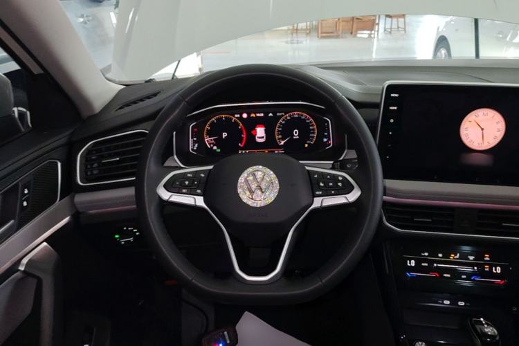 Used Volkswagen Tayron 2023 330TSI Two-Wheel-Drive Luxury Plus Advanced Version Steering Wheel