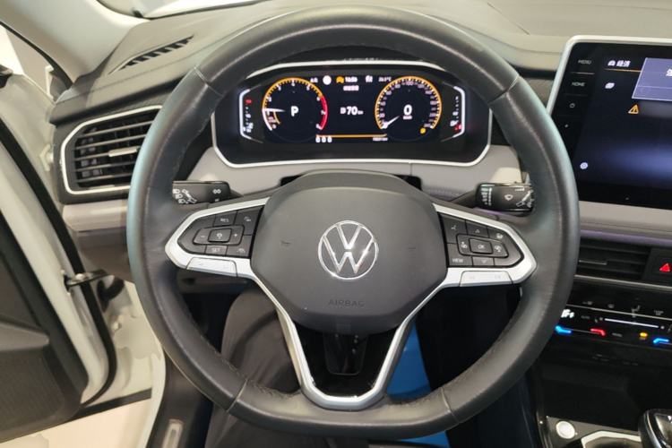 Used Volkswagen Tayron 2023 330TSI Two-Wheel-Drive Luxury Plus Advanced Version Steering Wheel
