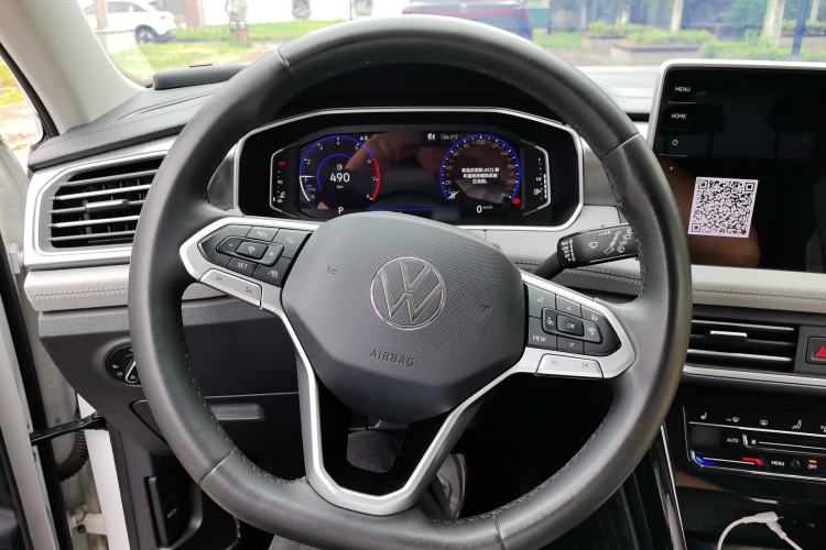 Used Volkswagen Tayron 2023 330TSI Two-Wheel-Drive R-Line High-Energy Version Steering Wheel