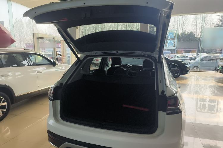 Used Volkswagen Tayron 2023 300TSI Two-Wheel-Drive Luxury Plus Advanced Edition Trunk