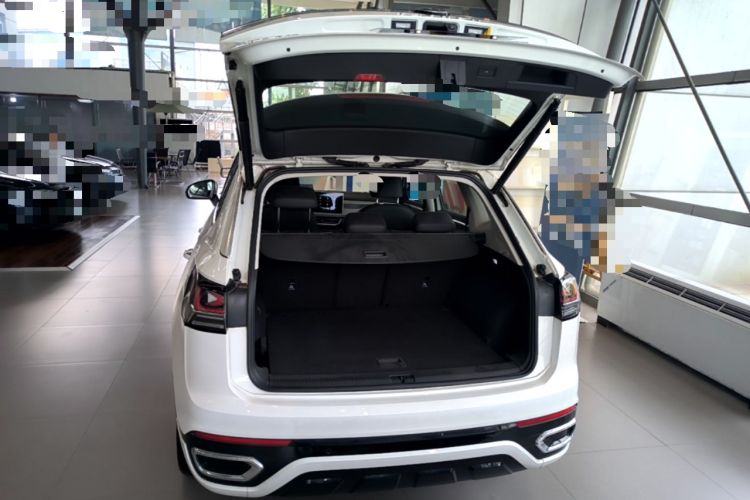 Used Volkswagen Tayron 2023 Revised Version 380TSI All-Wheel Drive R-Line High-Energy Edition Trunk