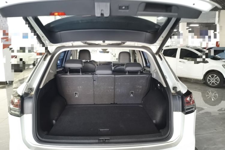 Used Volkswagen Tayron 2023 330TSI Two-Wheel-Drive Luxury Plus Advanced Version Trunk