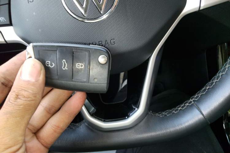 Used Volkswagen Tayron 2023 330TSI Two-Wheel-Drive Luxury Plus Advanced Version Vehicle Key