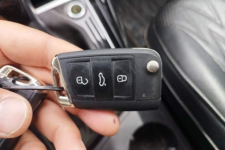 Used Volkswagen Tayron 2023 280TSI Two-Wheel-Drive Luxury Plus Advanced Version Vehicle Key