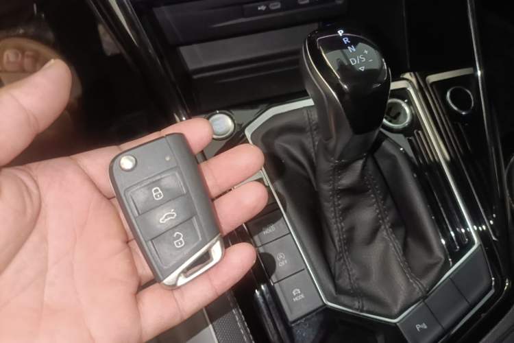 Used Volkswagen Tayron 2023 300TSI Two-Wheel-Drive Luxury Plus Advanced Edition Vehicle Key