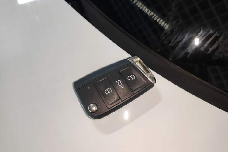 Used Volkswagen Tayron 2023 330TSI Two-Wheel-Drive Luxury Plus Advanced Version Vehicle Key
