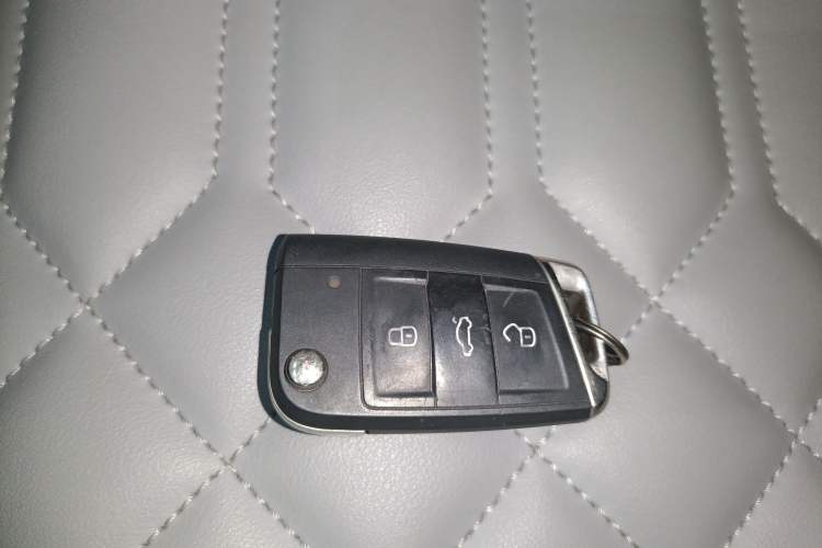 Used Volkswagen Tayron 2023 330TSI Two-Wheel-Drive Luxury Plus Advanced Version Vehicle Key