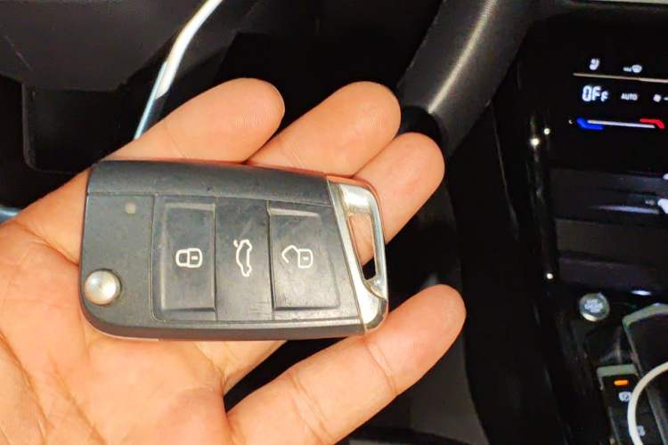 Used Volkswagen Tayron 2023 380TSI Four-Wheel Drive R-Line High-Energy Version Vehicle Key