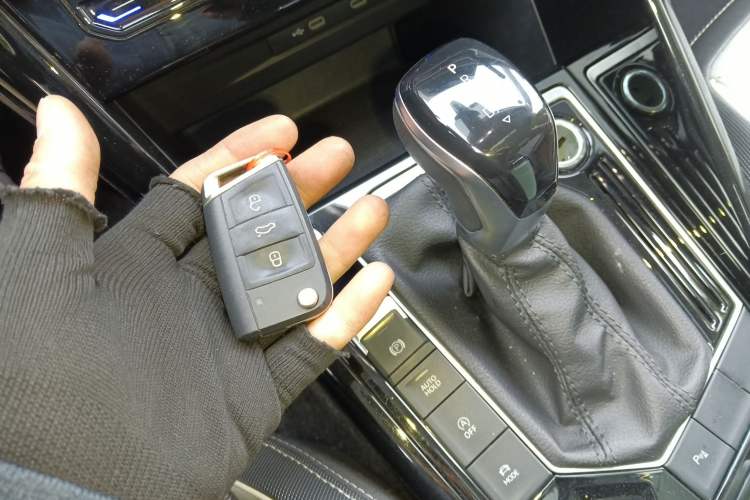 Used Volkswagen Tayron 2023 300TSI Two-Wheel-Drive Luxury Plus Advanced Edition Vehicle Key
