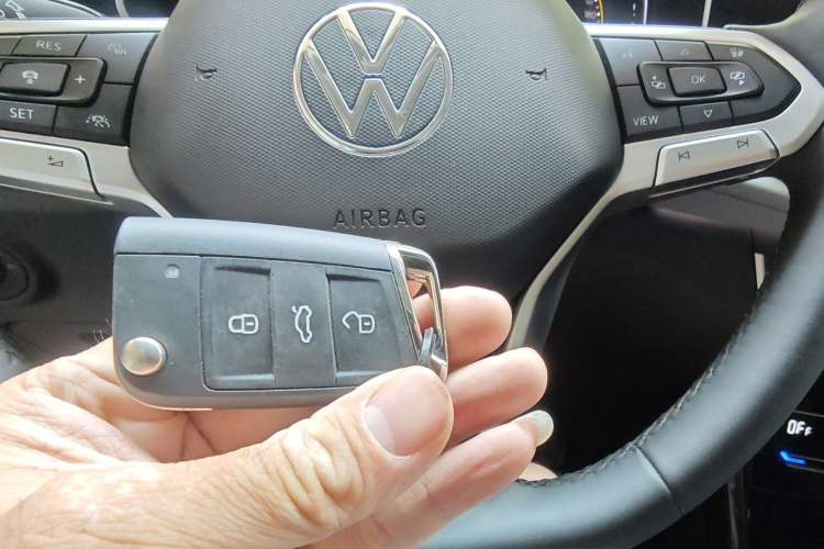 Used Volkswagen Tayron 2023 280TSI Two-Wheel-Drive Luxury Plus Advanced Version Vehicle Key