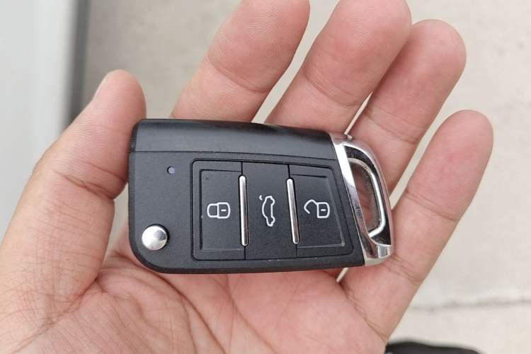 Used Volkswagen Tayron 2023 300TSI Two-Wheel-Drive Luxury Plus Advanced Edition Vehicle Key