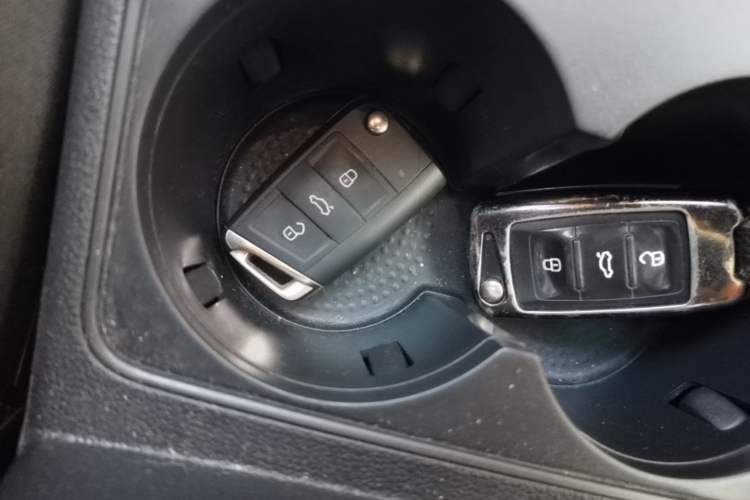 Used Volkswagen Tayron 2023 300TSI Two-Wheel-Drive Luxury Plus Advanced Edition Vehicle Key