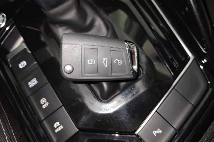 Used Volkswagen Tayron 2023 330TSI Two-Wheel-Drive Luxury Plus Advanced Version Vehicle Key