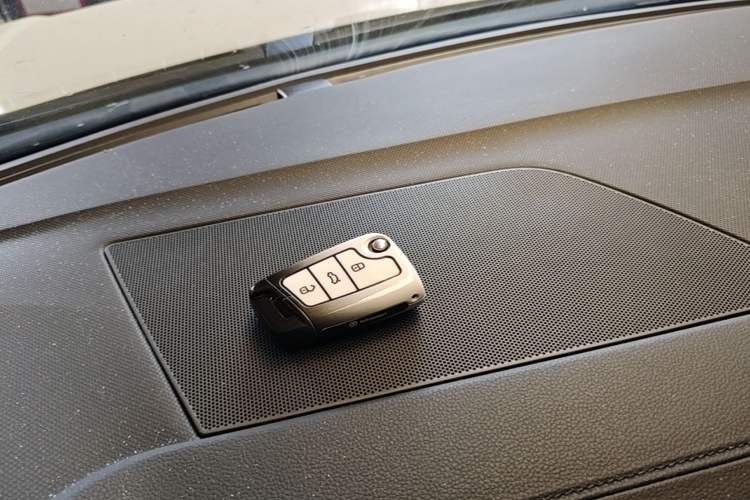 Used Volkswagen Tayron 2023 300TSI Two-Wheel-Drive Luxury Plus Advanced Edition Vehicle Key