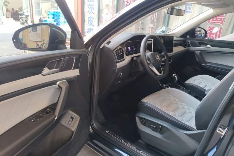 Used Volkswagen Tayron 2024 330TSI Two-Wheel Drive Luxury Plus Advanced Version Driver Seat