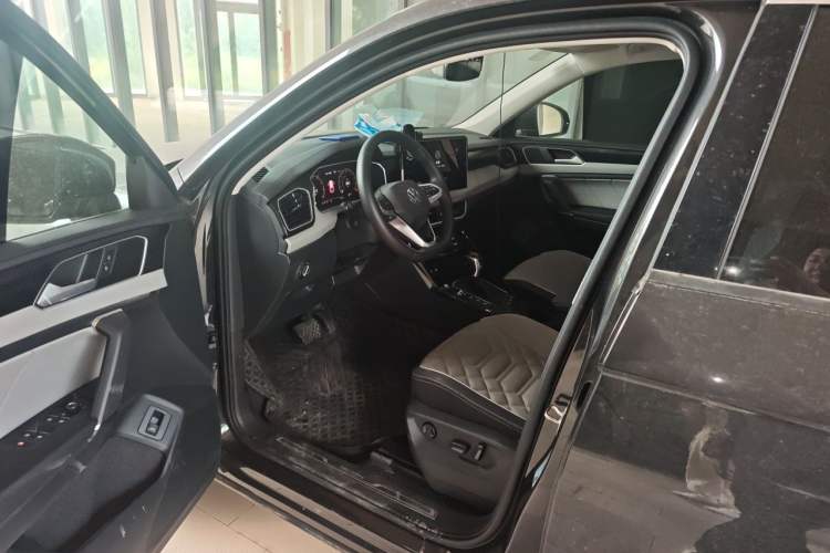 Used Volkswagen Tayron 2024 330TSI Two-Wheel Drive Luxury Plus Advanced Version Driver Seat