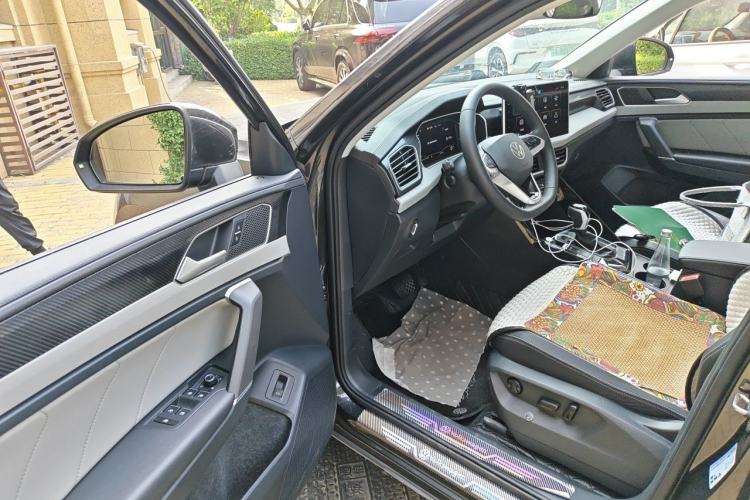 Used Volkswagen Tayron 2024 330TSI Two-Wheel Drive Luxury Plus Advanced Version Driver Seat