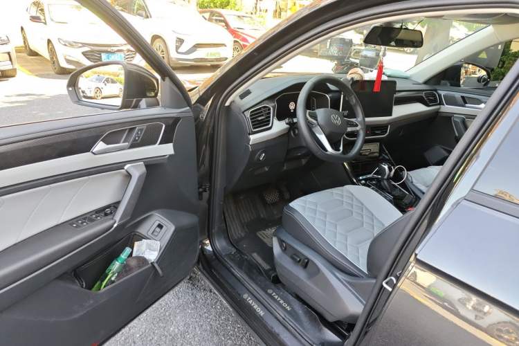 Used Volkswagen Tayron 2024 330TSI Two-Wheel Drive Luxury Plus Advanced Version Driver Seat