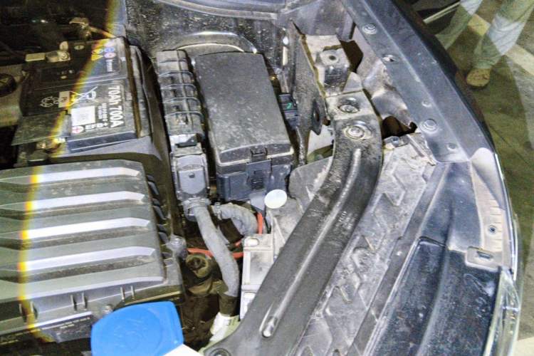 Used Volkswagen Tayron 2024 330TSI Two-Wheel Drive Luxury Plus Advanced Version Engine Bay Left