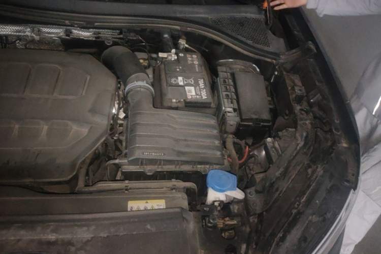 Used Volkswagen Tayron 2024 380TSI All-Wheel Drive R-Line Pro Smart Edition Engine Bay Left