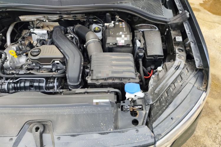 Used Volkswagen Tayron 2024 300TSI Two-Wheel-Drive Luxury Plus Advanced Version Engine Bay Left