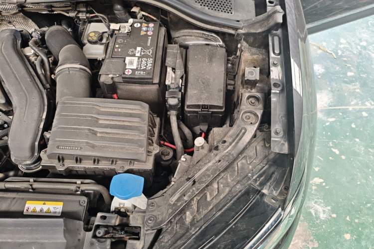Used Volkswagen Tayron 2024 300TSI Two-Wheel-Drive Luxury Plus Advanced Version Engine Bay Left