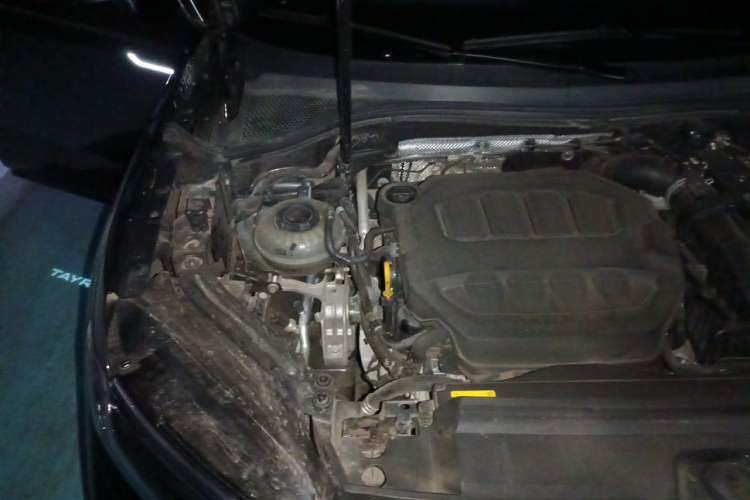 Used Volkswagen Tayron 2024 330TSI Two-Wheel Drive R-Line High-Energy Version Engine Bay Right
