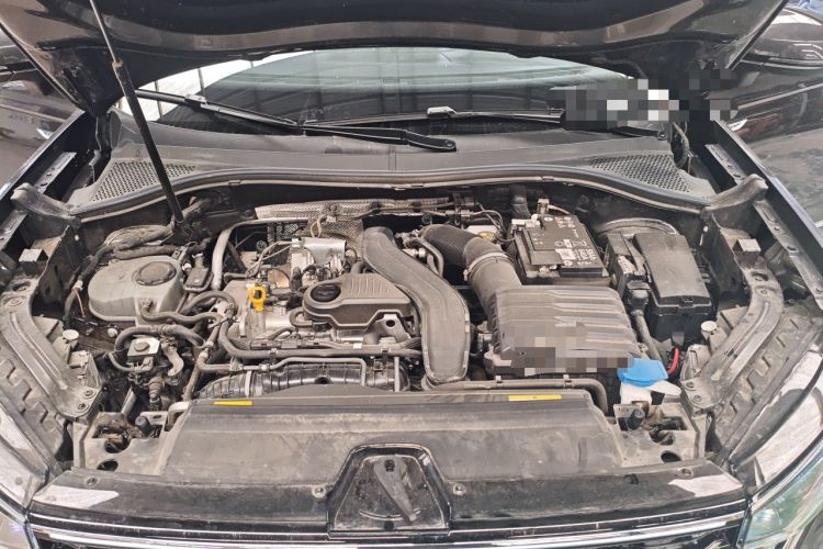 Used Volkswagen Tayron 2024 300TSI Two-Wheel-Drive Luxury Plus Advanced Version Engine Bay