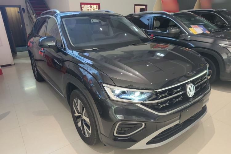 Used Volkswagen Tayron 2024 330TSI Two-Wheel Drive Luxury Plus Advanced Version Front Right 45 Deg