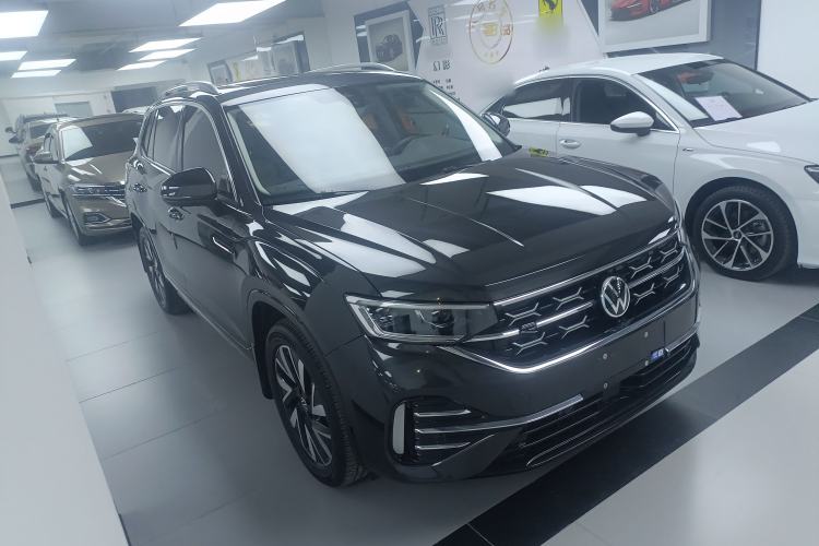 Used Volkswagen Tayron 2024 380TSI Four-Wheel Drive R-Line High-Energy Version Front Right 45 Deg