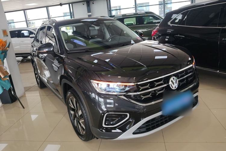 Used Volkswagen Tayron 2024 300TSI Two-Wheel-Drive Luxury Plus Advanced Version Front Right 45 Deg