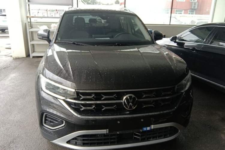 Used Volkswagen Tayron 2024 300TSI Two-Wheel-Drive Luxury Plus Advanced Version Front