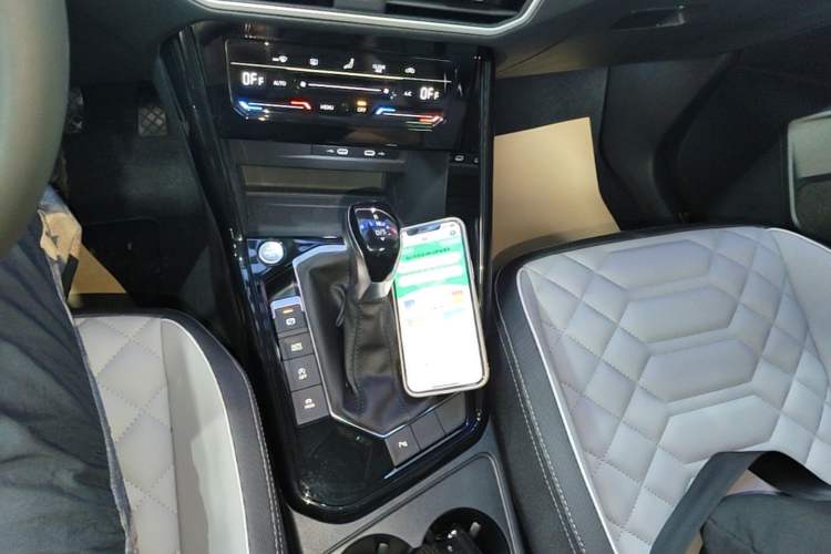 Used Volkswagen Tayron 2024 330TSI Two-Wheel Drive Luxury Plus Advanced Version Gear Lever