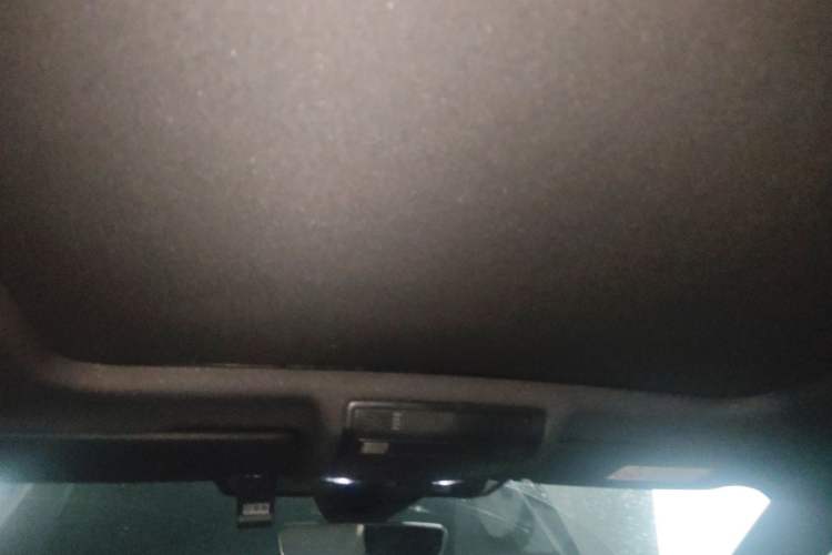 Used Volkswagen Tayron 2024 380TSI All-Wheel Drive R-Line Pro Smart Edition Headliner