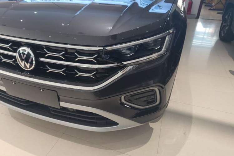 Used Volkswagen Tayron 2024 330TSI Two-Wheel Drive Luxury Plus Advanced Version Left Front Headlight