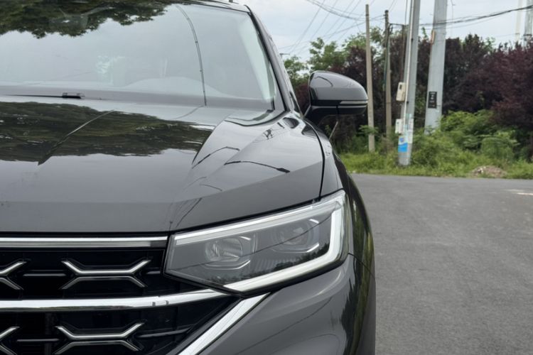 Used Volkswagen Tayron 2024 300TSI Two-Wheel-Drive Luxury Plus Advanced Version Left Front Headlight