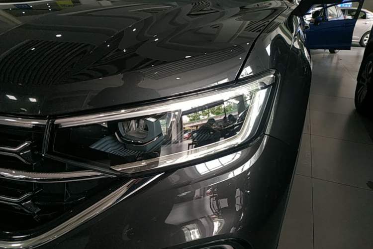 Used Volkswagen Tayron 2024 330TSI Two-Wheel Drive Luxury Plus Advanced Version Left Front Headlight