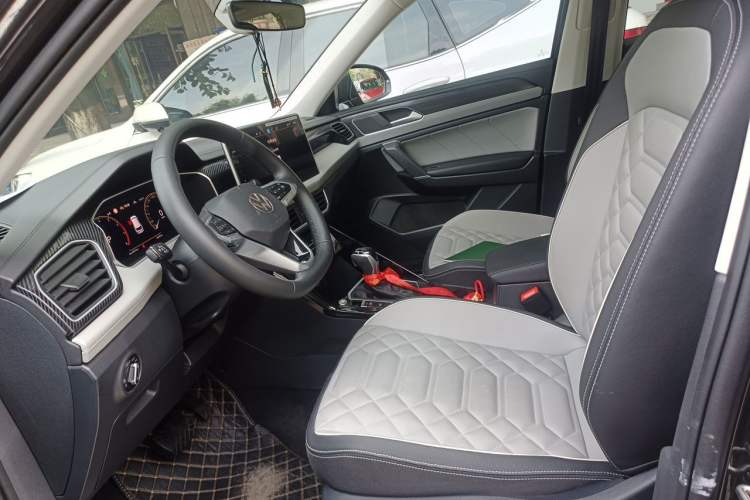 Used Volkswagen Tayron 2024 330TSI Two-Wheel Drive Luxury Plus Advanced Version Left Front Seat