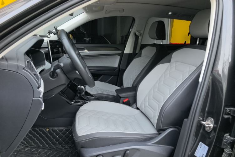 Used Volkswagen Tayron 2024 300TSI Two-Wheel-Drive Luxury Plus Advanced Version Left Front Seat
