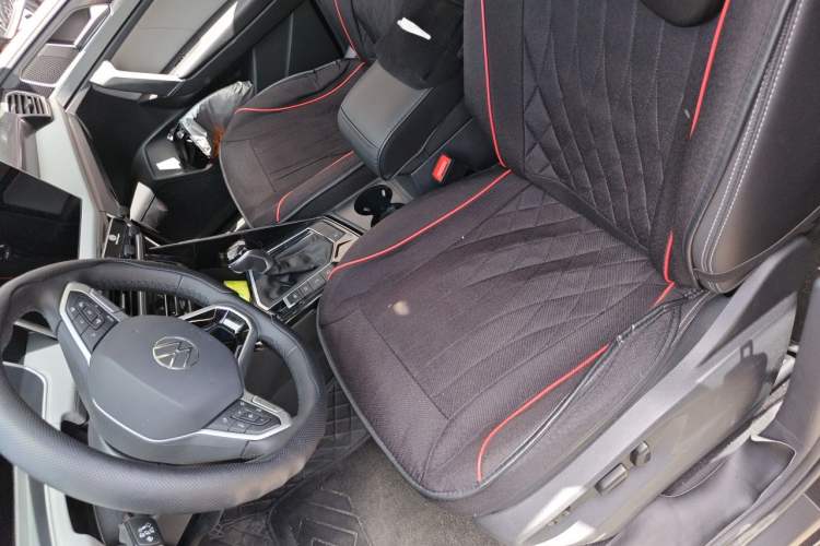 Used Volkswagen Tayron 2024 300TSI Two-Wheel-Drive Luxury Plus Advanced Version Left Front Seat
